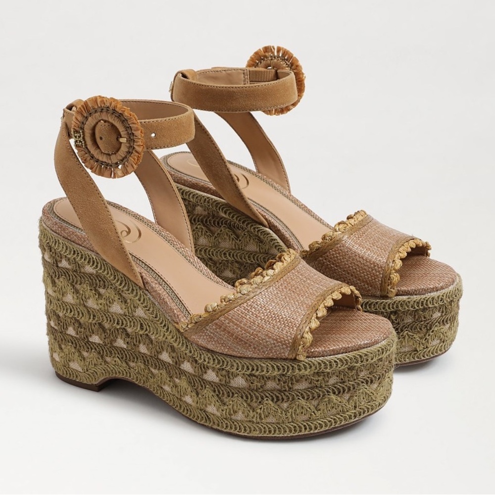 Wedge Platform Sandals in Tan - Picture 2 of 9